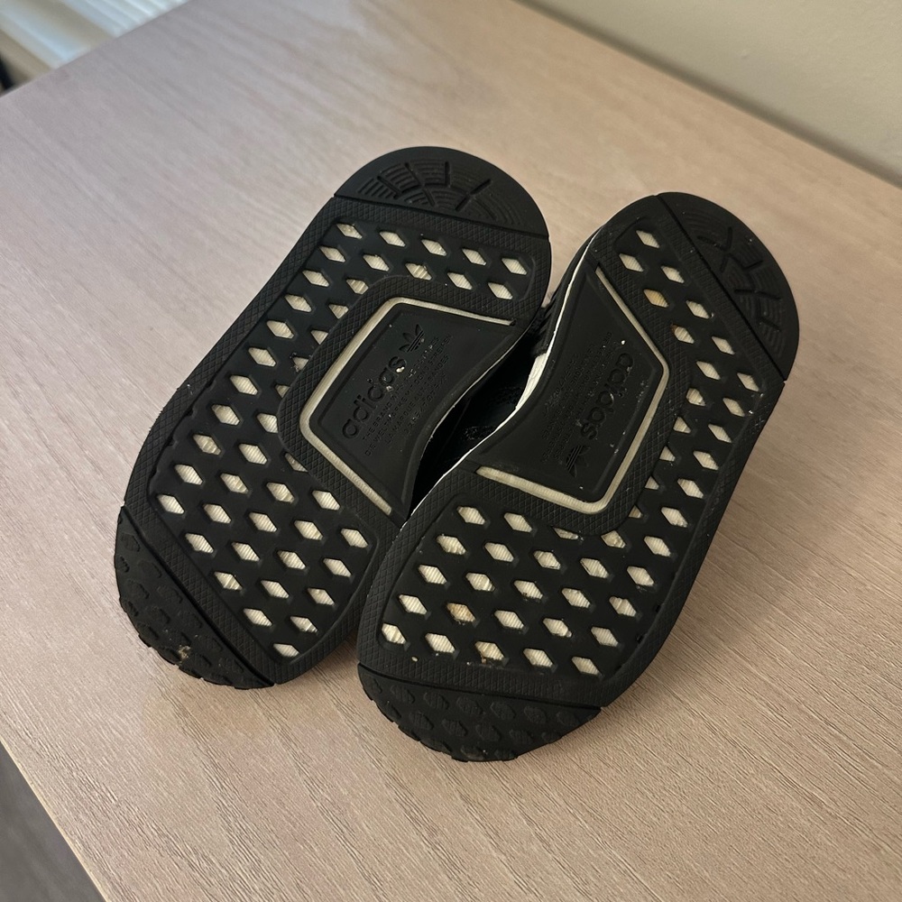 Toddler Adidas NMD R1 - Picture 6 of 7